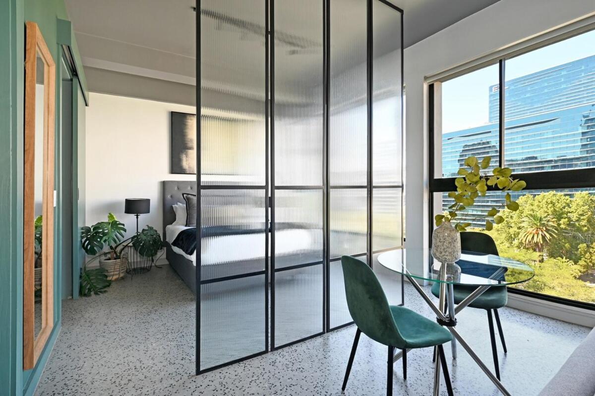 Kira - 1br Urban Oasis With Views & Rooftop Pool * Cape Town