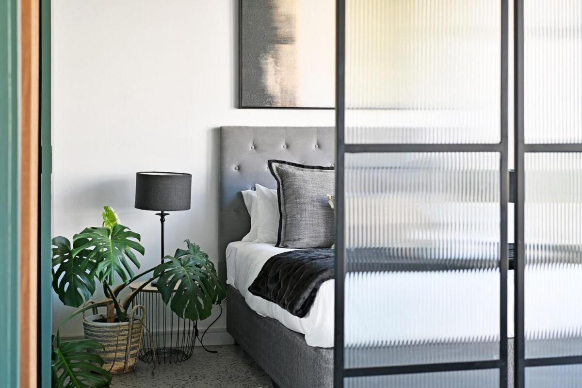 Kira - 1br Urban Oasis With Views & Rooftop Pool Cape Town