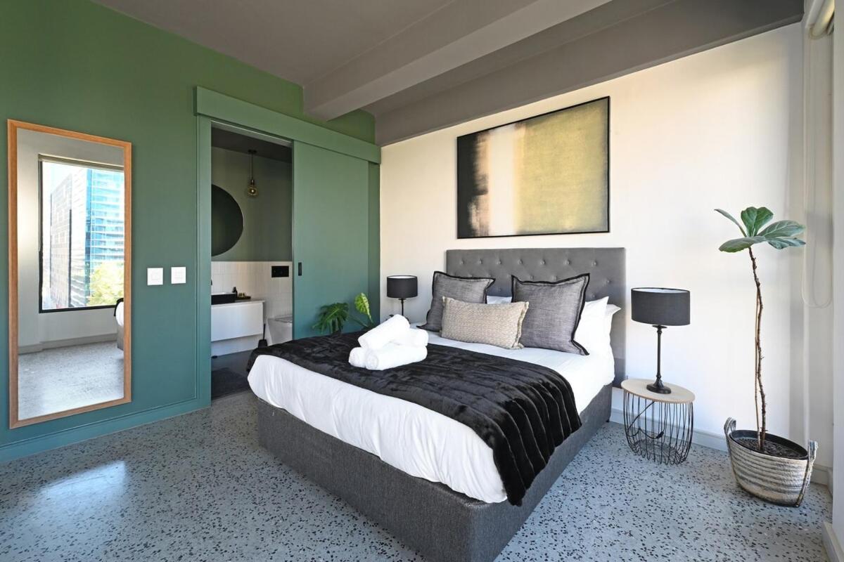 Kira - 1br Urban Oasis With Views & Rooftop Pool * Cape Town